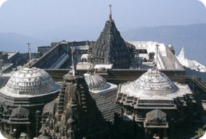 Mere dono haatho me aisi lakir hai